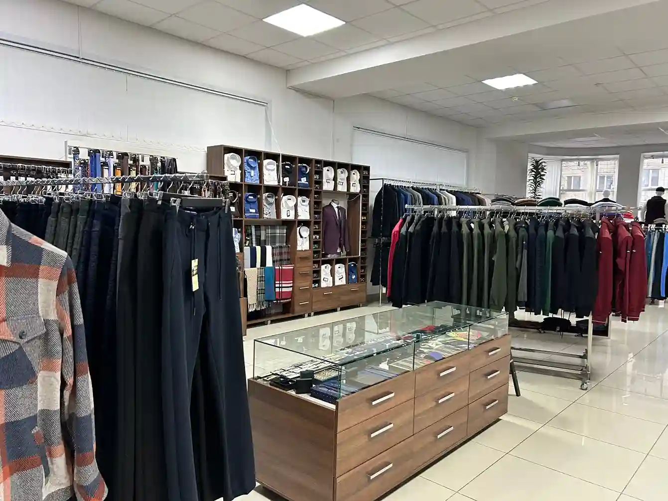 Интерьер магазина КОНСУЛ 6